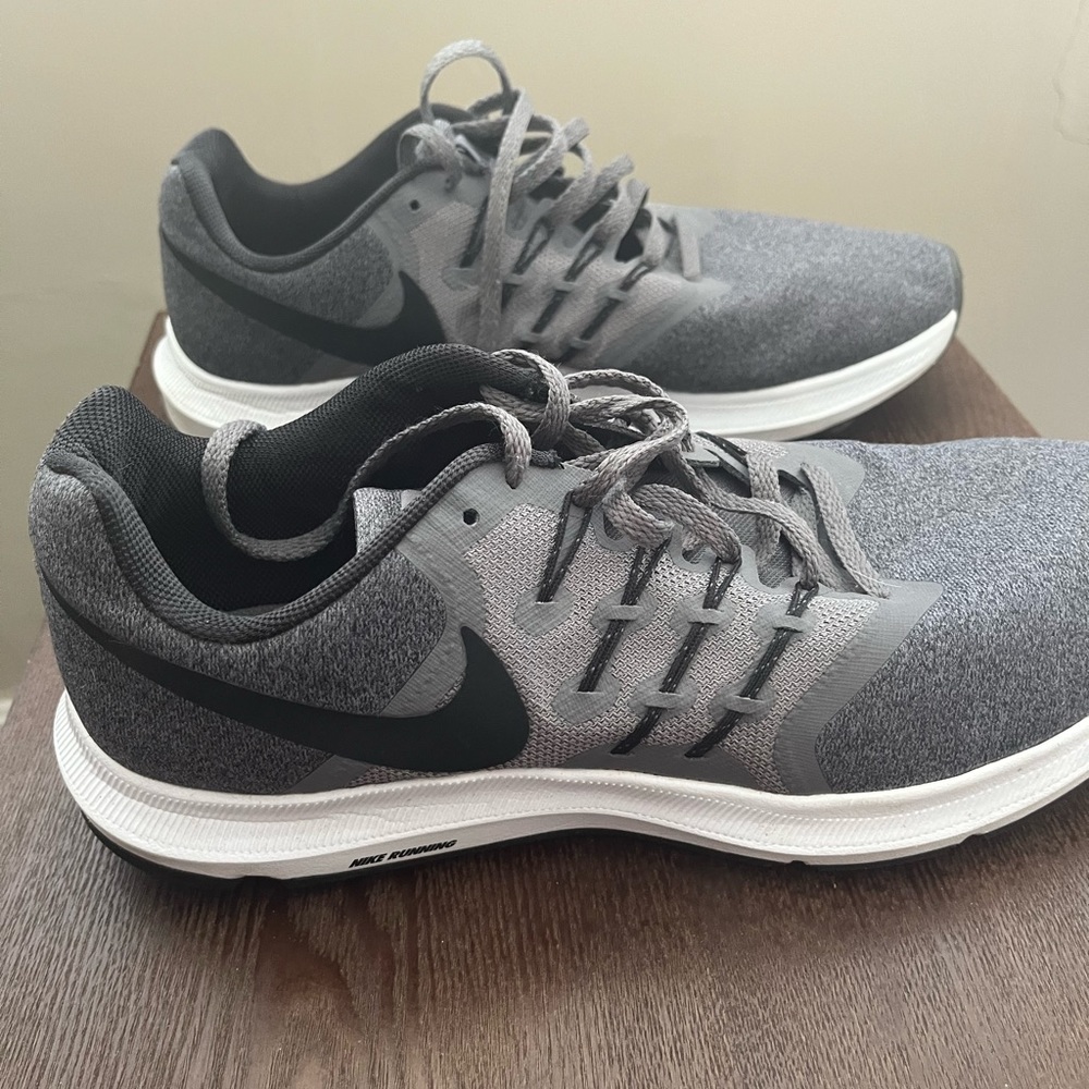 Nike shoes size 10 worn once
